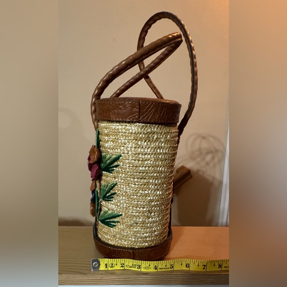 ✨ Patricia Nash Straw Wicker Tote – Preloved & Unique ✨ - Picture 5 of 14
